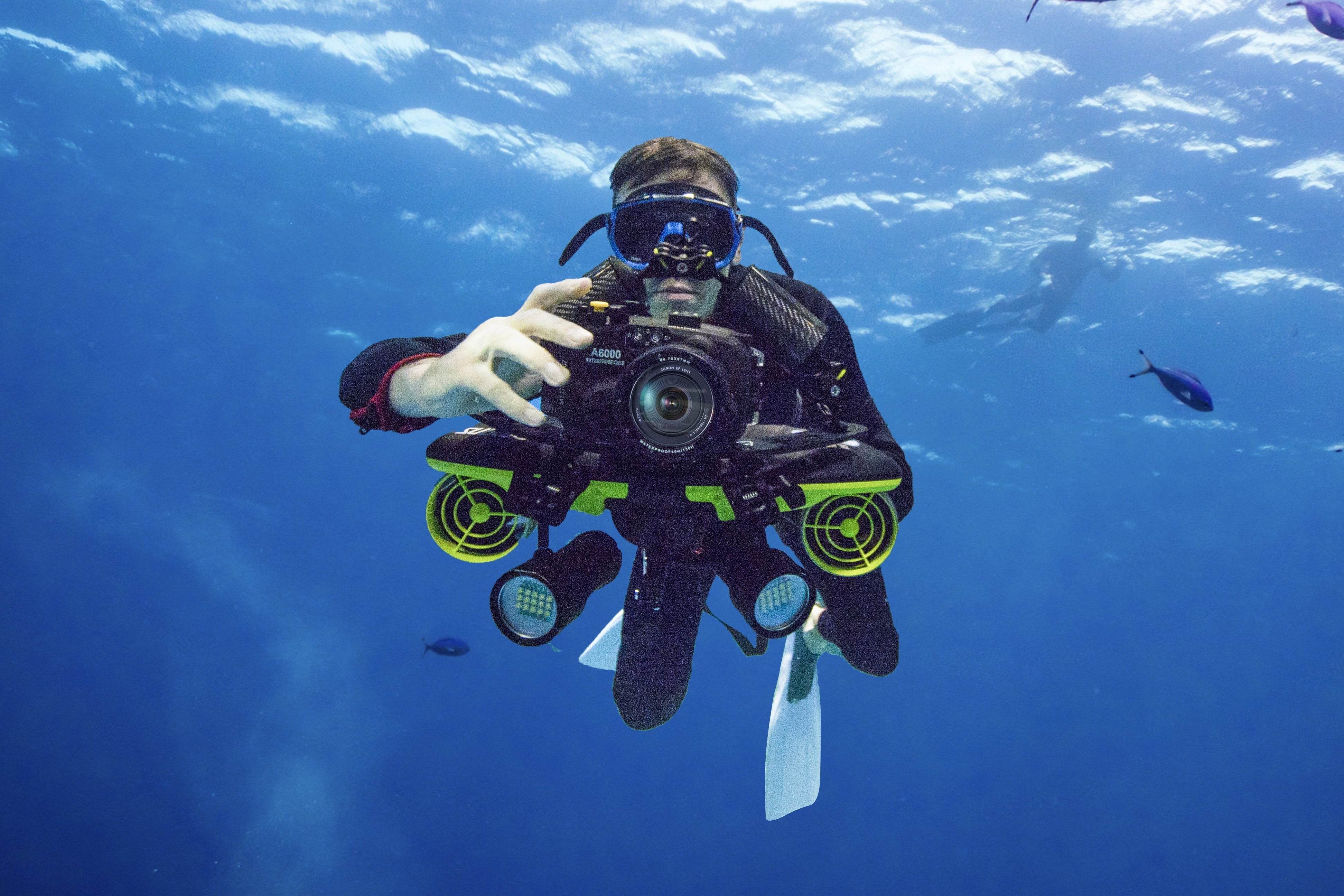 Sublue-Navbow Underwater Scooter