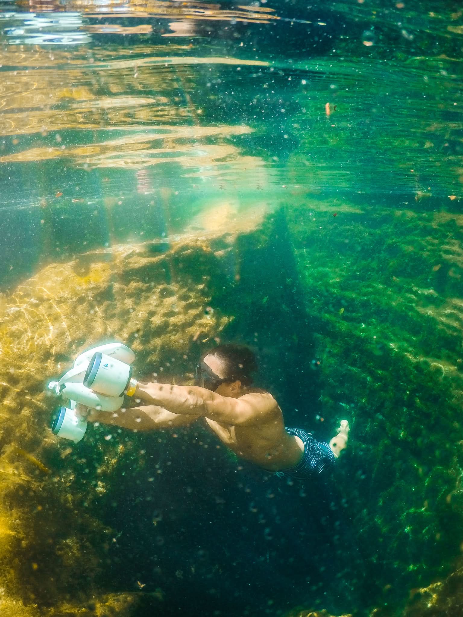 Sublue-Mix Underwater Scooter