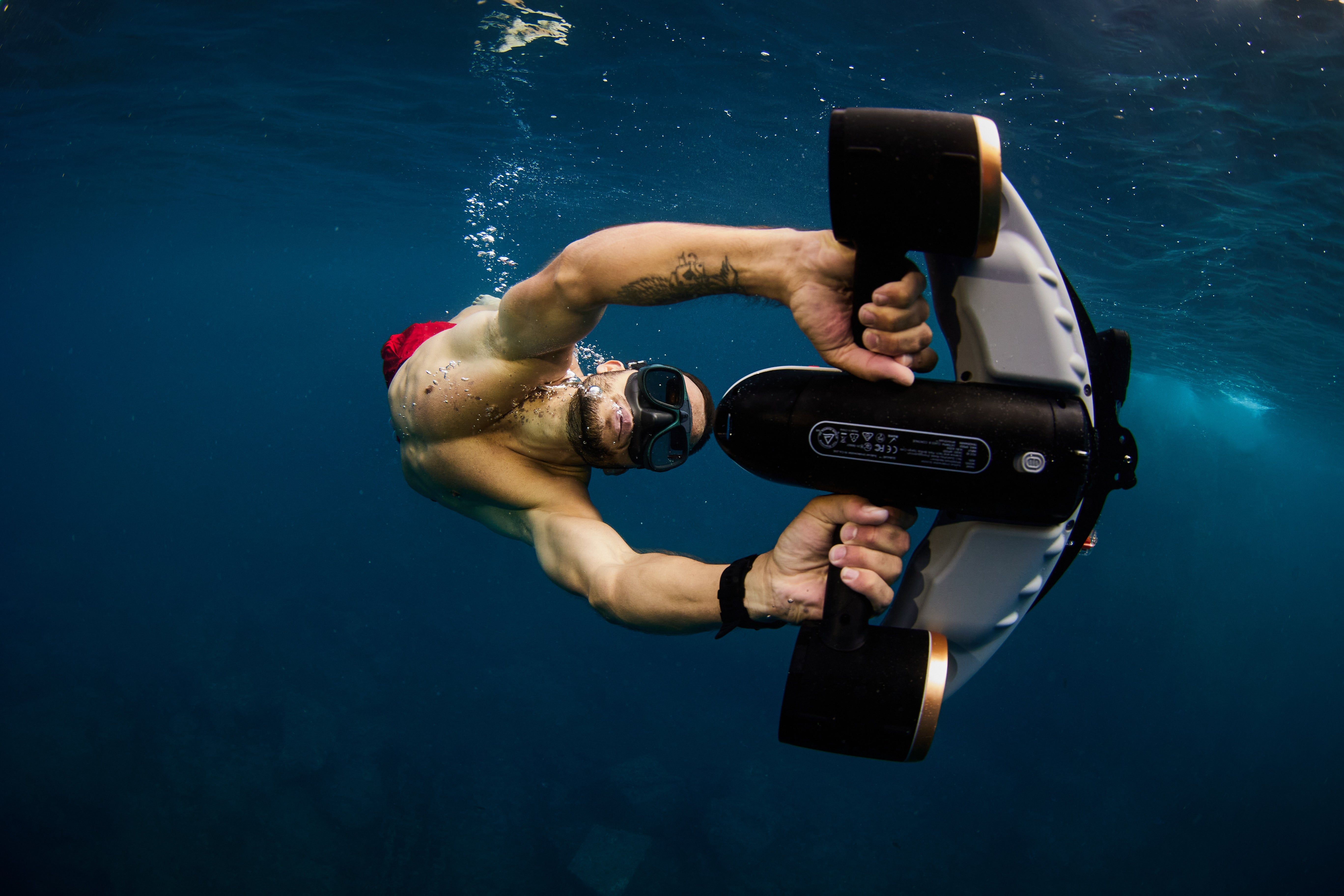 Sublue-Navbow+ Underwater Scooter