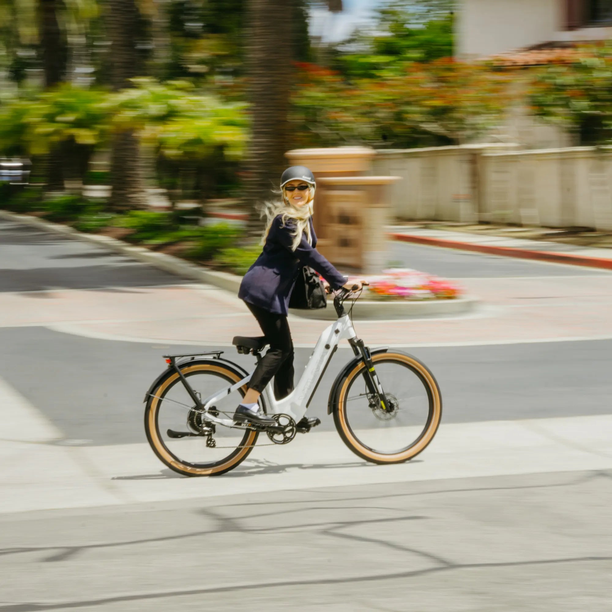 VTUVIA-Zeal XT8 Step Through Commuter Ebike